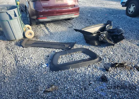 2023 Tesla Model Y из США, поврежденный, VIN 7SAYGDEE7PF876086